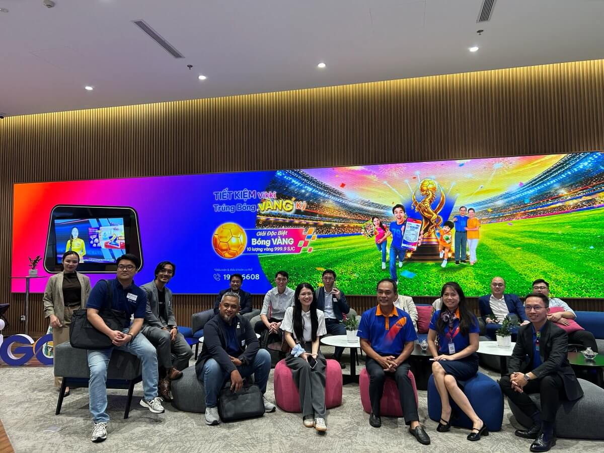 MedicalMet team and Malaysian companies at the Galaxy Innovation Hub in Ho Chi Minh City, Vietnam